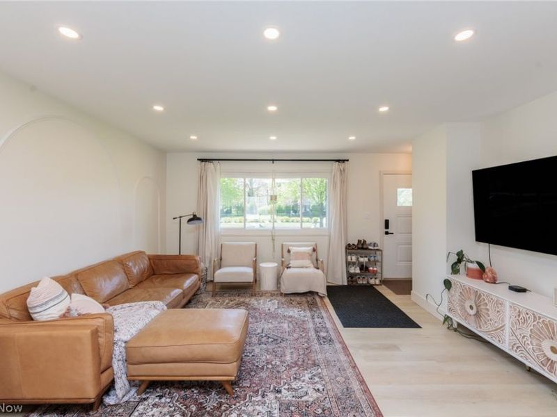 24456 Noreen Drive , North Olmsted, OH 44070 Photo 9