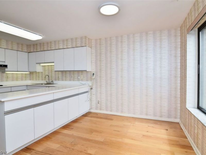 27500 Cedar Road , Unit 206, Beachwood, OH 44122 Photo 10