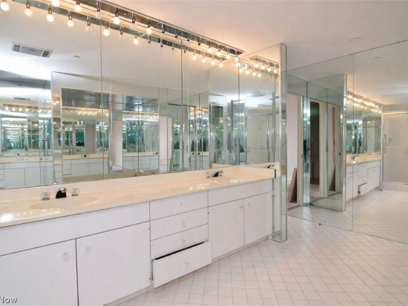 27500 Cedar Road , Unit 206, Beachwood, OH 44122 Photo 16