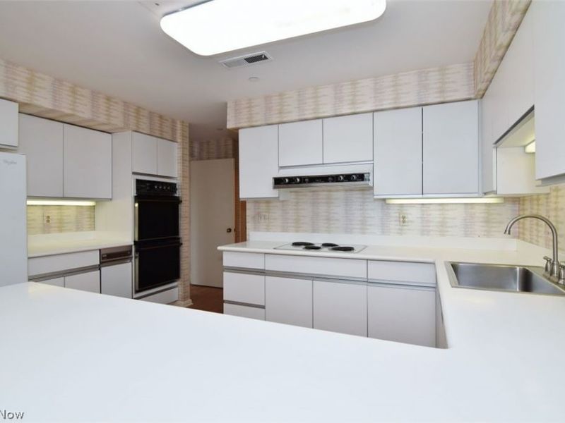 27500 Cedar Road , Unit 206, Beachwood, OH 44122 Photo 9