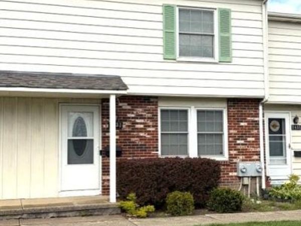 7433 Noble Court , Mentor, OH 44060