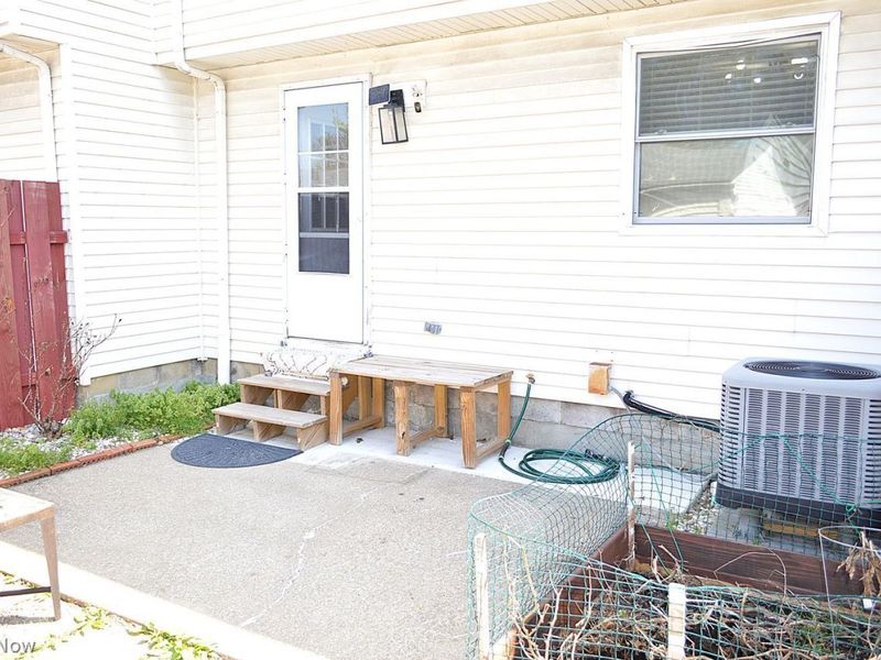 7433 Noble Court , Mentor, OH 44060 Photo 11