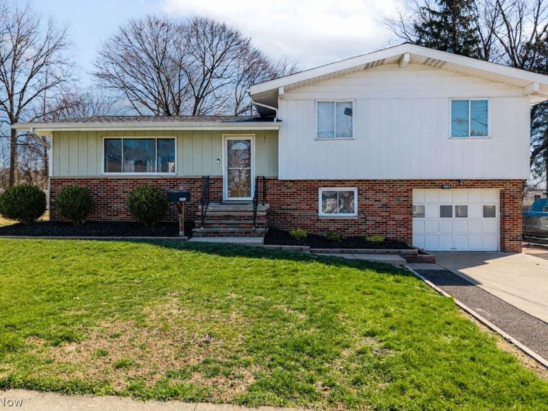 1883 Highview Avenue , Akron, OH 44301 Photo 1