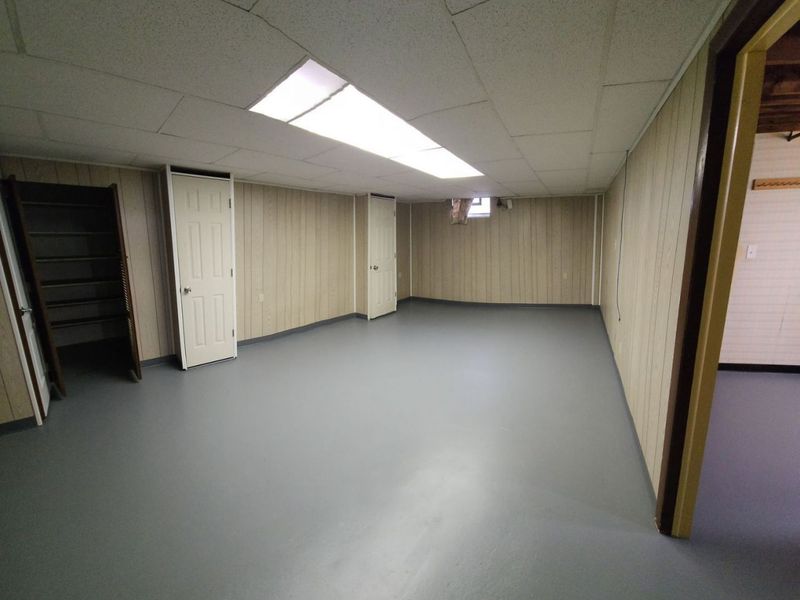 1883 Highview Avenue , Akron, OH 44301 Photo 21