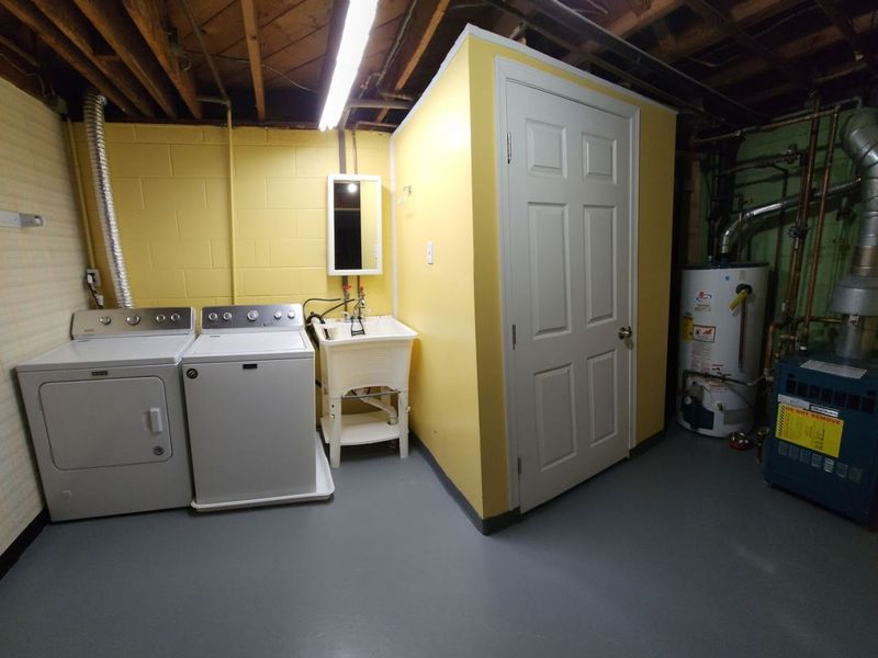 1883 Highview Avenue , Akron, OH 44301 Photo 24