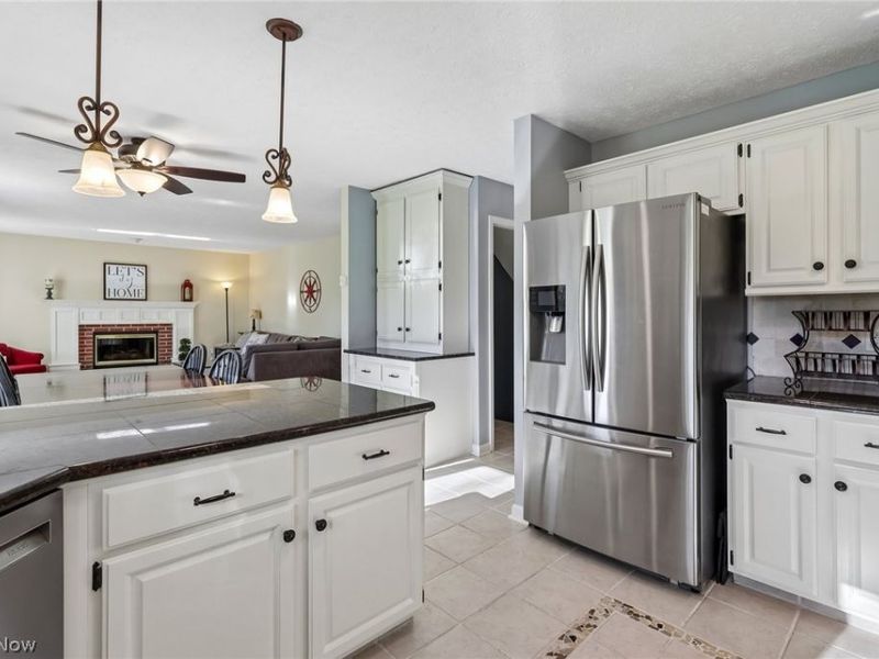 32245 Country Club Drive , Avon Lake, OH 44012 Photo 5