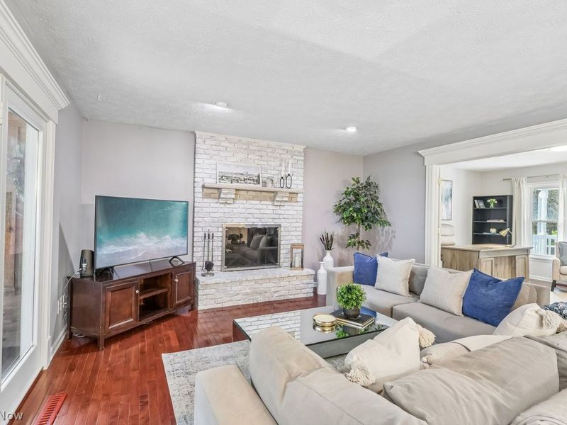 8688 Lake In The Woods Trail , Chagrin Falls, OH 44023 Photo 11