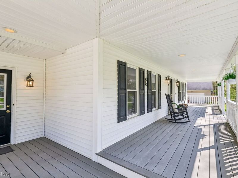 8688 Lake In The Woods Trail , Chagrin Falls, OH 44023 Photo 4