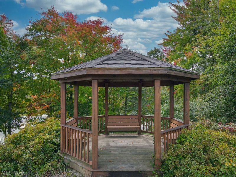 8688 Lake In The Woods Trail , Chagrin Falls, OH 44023 Photo 74