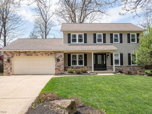 1089 Oak Street , Medina, OH 44256