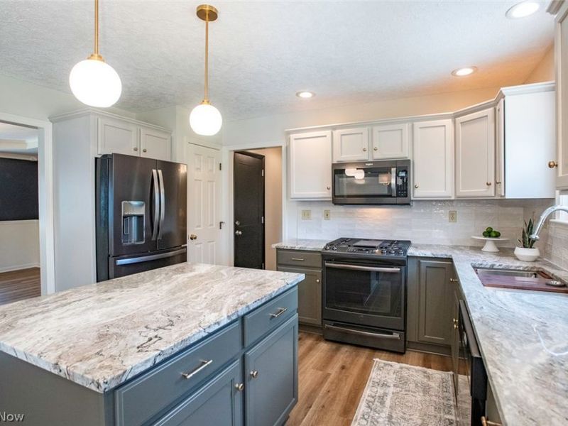 1089 Oak Street , Medina, OH 44256 Photo 11