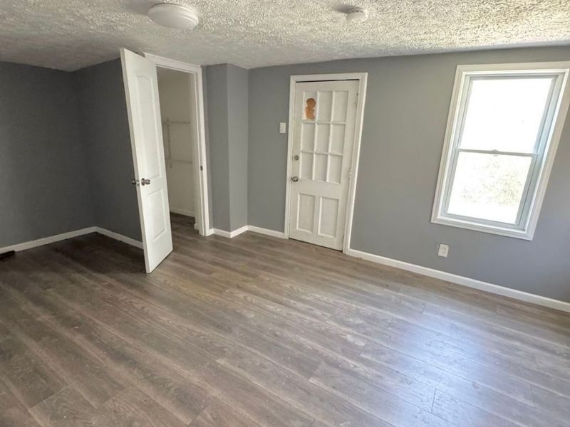 5053 Pershing Avenue , Cleveland, OH 44127 Photo 10