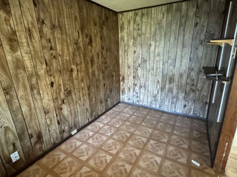 5053 Pershing Avenue , Cleveland, OH 44127 Photo 15