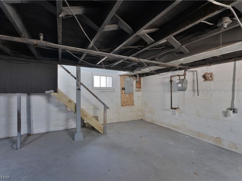 306 Maplewood Avenue , Struthers, OH 44471 Photo 27