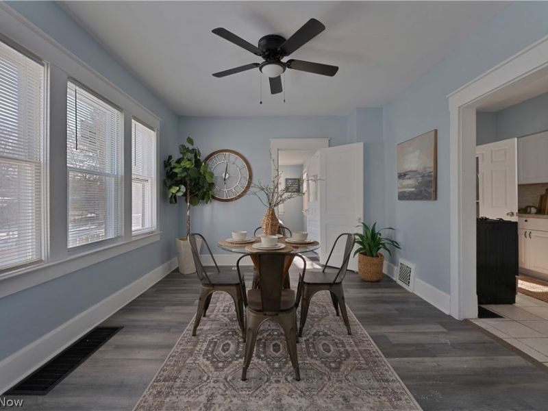 306 Maplewood Avenue , Struthers, OH 44471 Photo 8