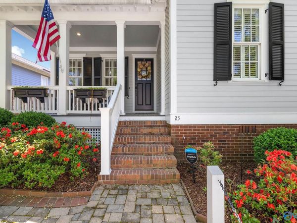 25 Chalkstone Street NW, Huntsville, AL 35806