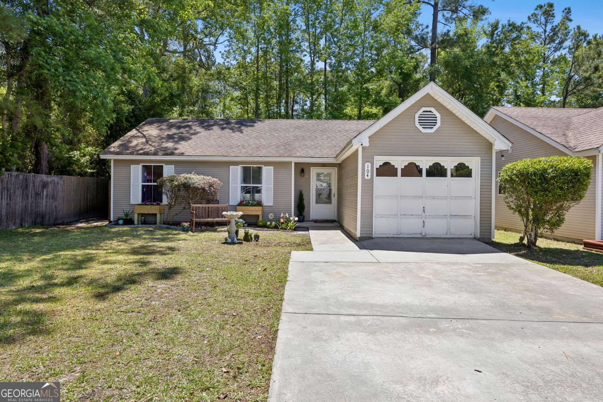 104 Egret Court, Kingsland, GA 31548 Main Photo