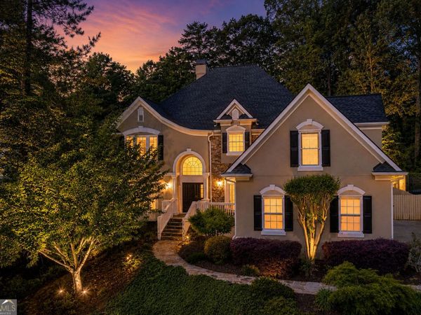 1346 Waterford Green Close NE, Marietta, GA 30068