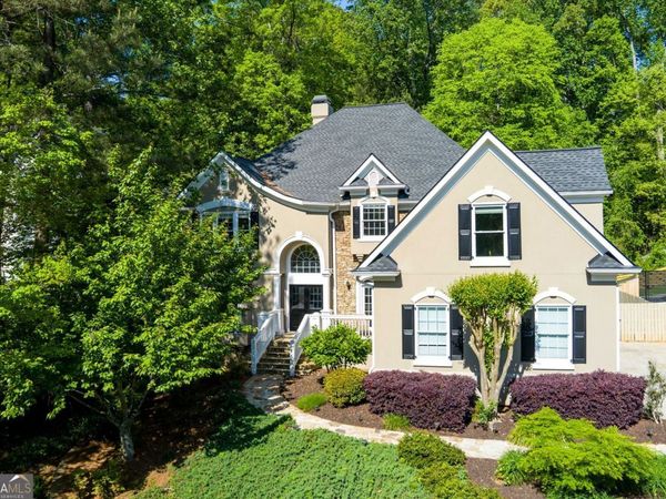 1346 Waterford Green Close NE, Marietta, GA 30068