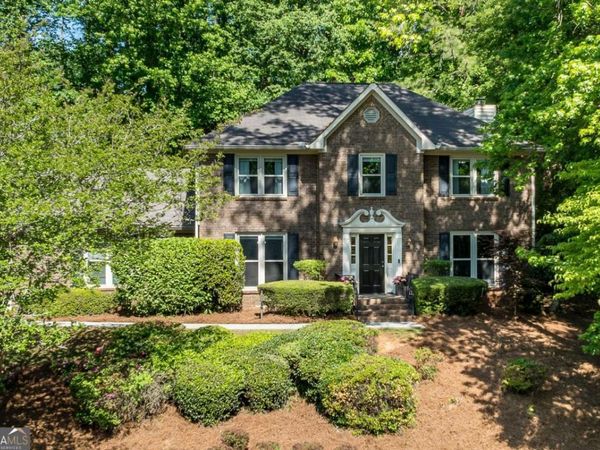 496 Guilford Circle, Marietta, GA 30068