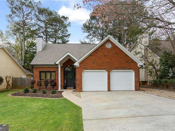 1010 Chateau Lane SE, Smyrna, GA 30082