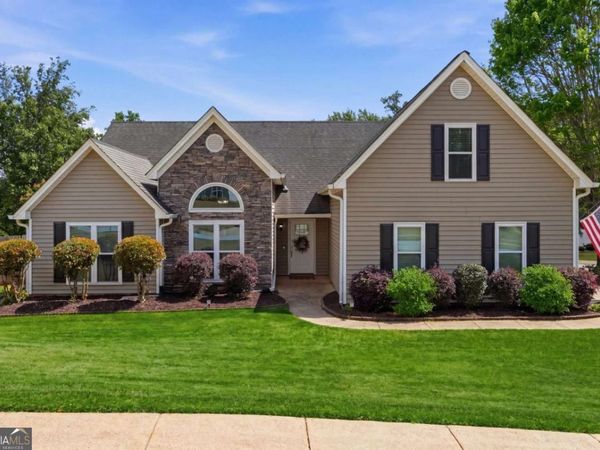 5655 Lenox Park Place, Sugar Hill, GA 30518