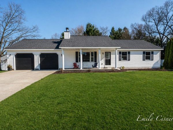 1608 Hampstead Drive, Muskegon, MI 49445