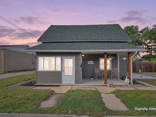 220 Barnes Ave., Circleville, OH 43113