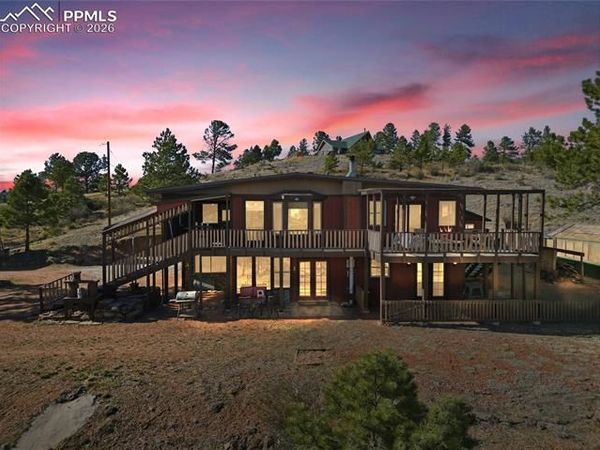 556 Circle Drive, Florissant, CO 80816