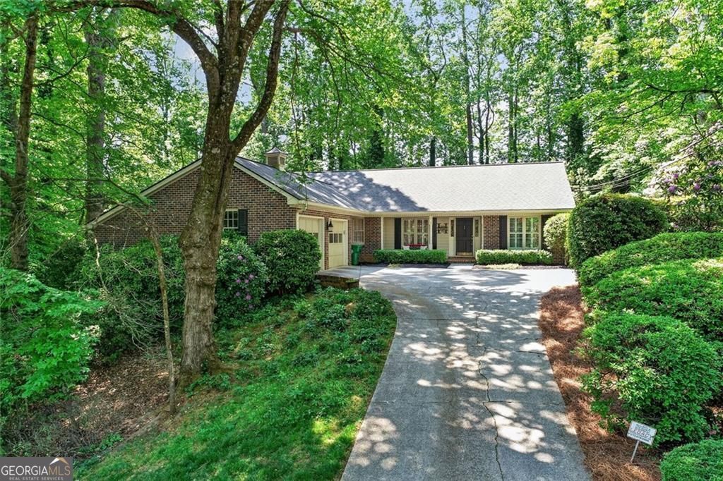 3521 Dunwoody Club Drive, Atlanta, GA 30350 Main Photo