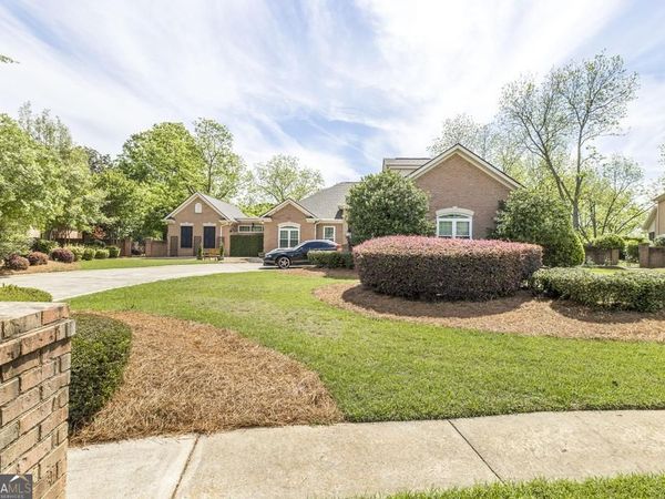 105 Orchard Ln, Centerville, GA 31028