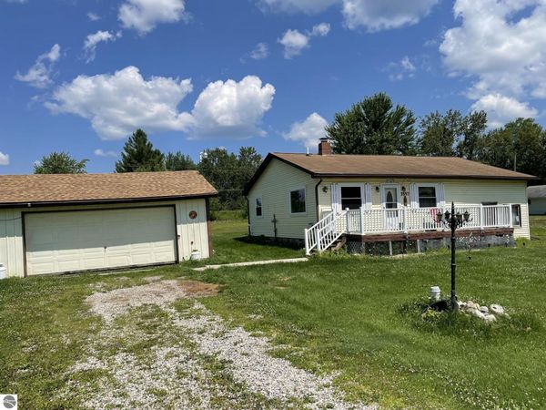 3557 Coveview Drive, Lupton, MI 48635