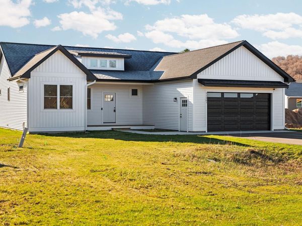 11507 Sunset S, Empire, MI 49630