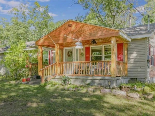 8200 Chain Lake Road, South Branch, MI 48761