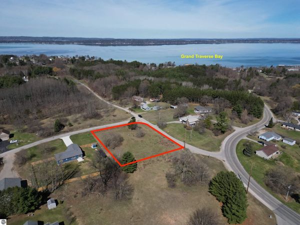 4942 White Road, Williamsburg, MI 49690