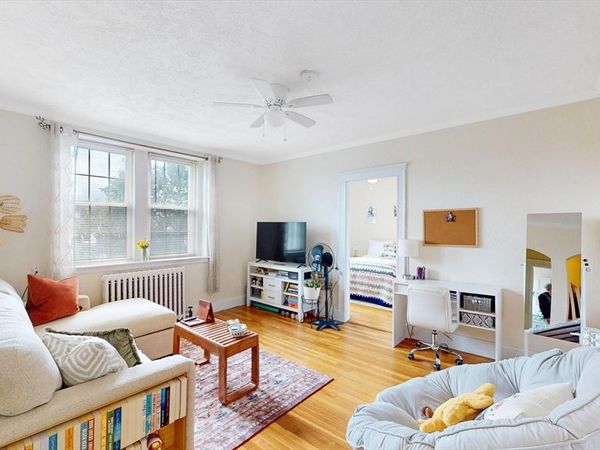 15 Governors Ave, Unit 7, Medford, MA 02155