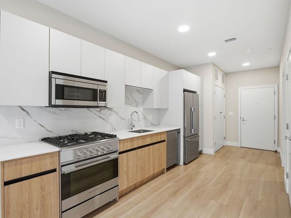 249 Corey Rd, Unit 105, Boston, MA 02135