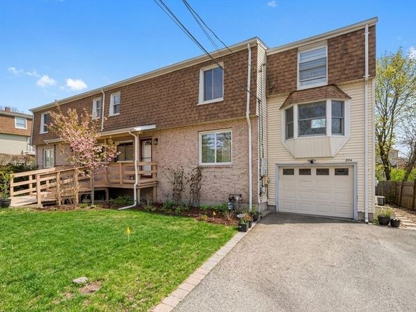 206 Lagrange Street, Unit 206, Newton, MA 02467