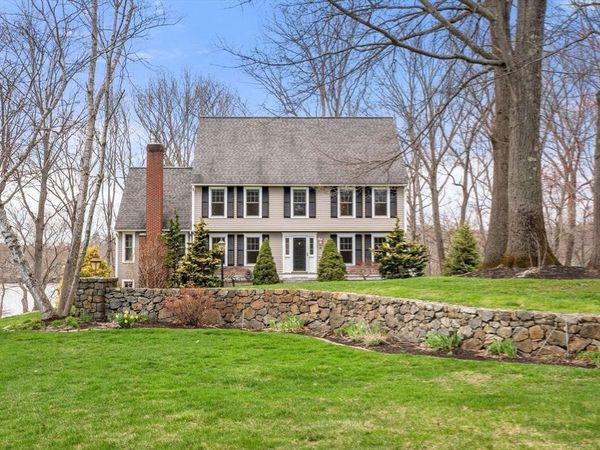 16 Merrimack River Rd, Groveland, MA 01834