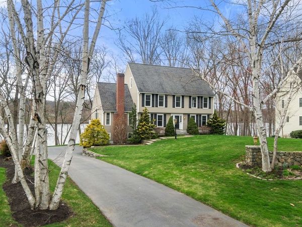 16 Merrimack River Rd, Groveland, MA 01834