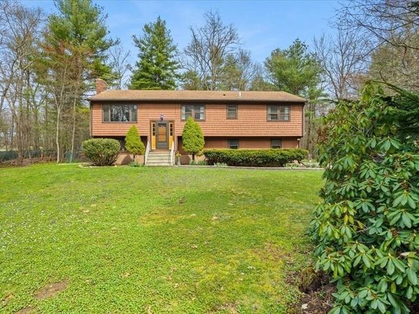 237 Oak St, Norton, MA 02766