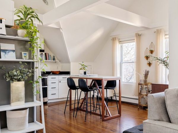 130 Massachusetts Ave, Unit 6, Arlington, MA 02474