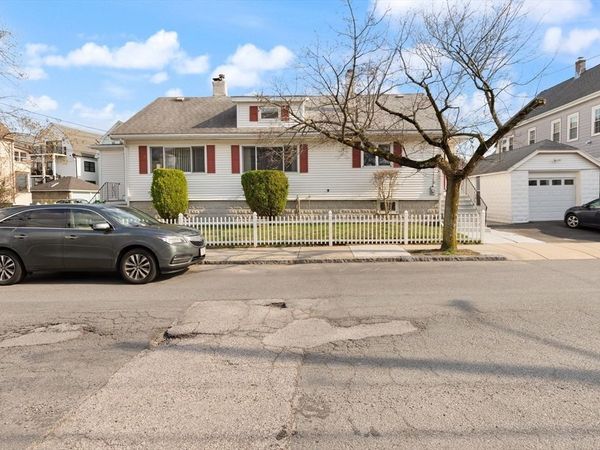 30 Bowdoin St, Medford, MA 02155