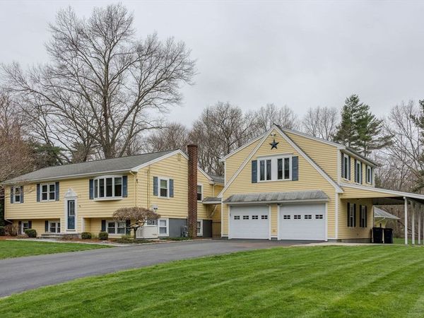 46 Puritain Drive, Hanson, MA 02341