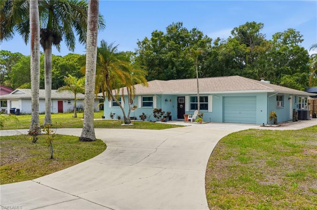 28015 Westbrook Dr, Bonita Springs, FL 34135 Photo