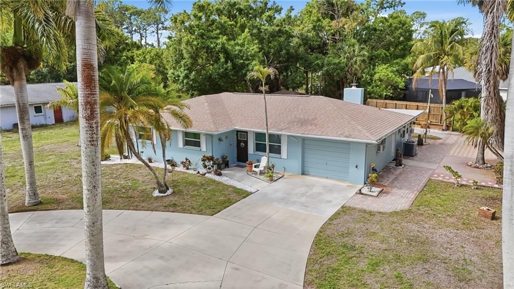 28015 Westbrook Dr, Bonita Springs, FL 34135 Photo