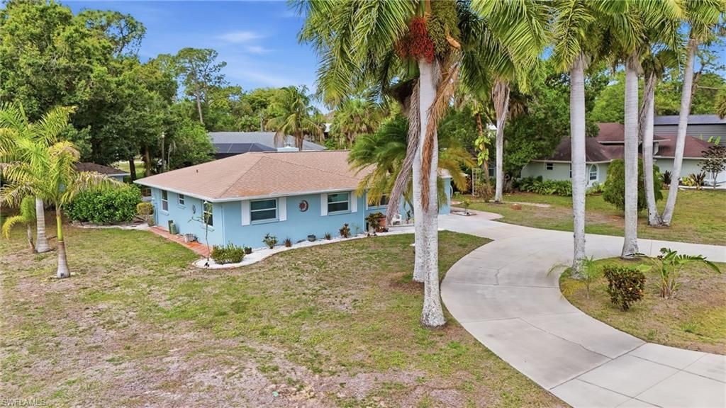 28015 Westbrook Dr, Bonita Springs, FL 34135 Photo