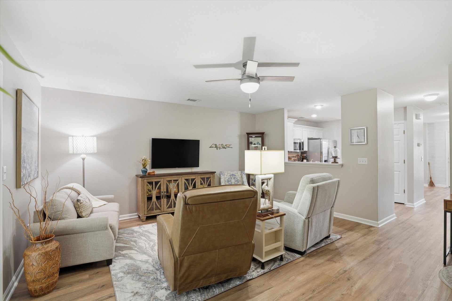 1295 Island Club Drive Photo 15