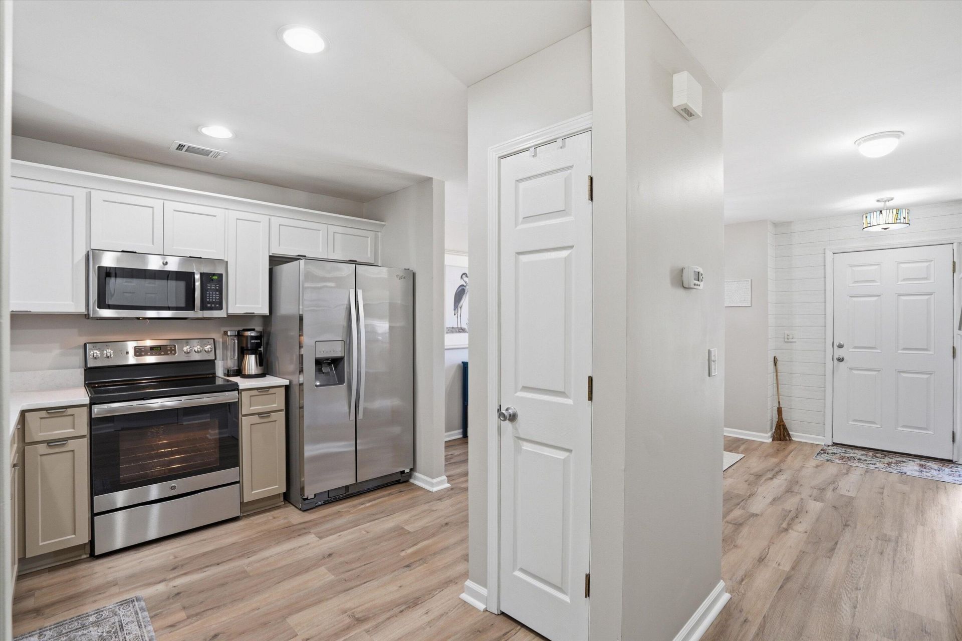 1295 Island Club Drive Photo 8