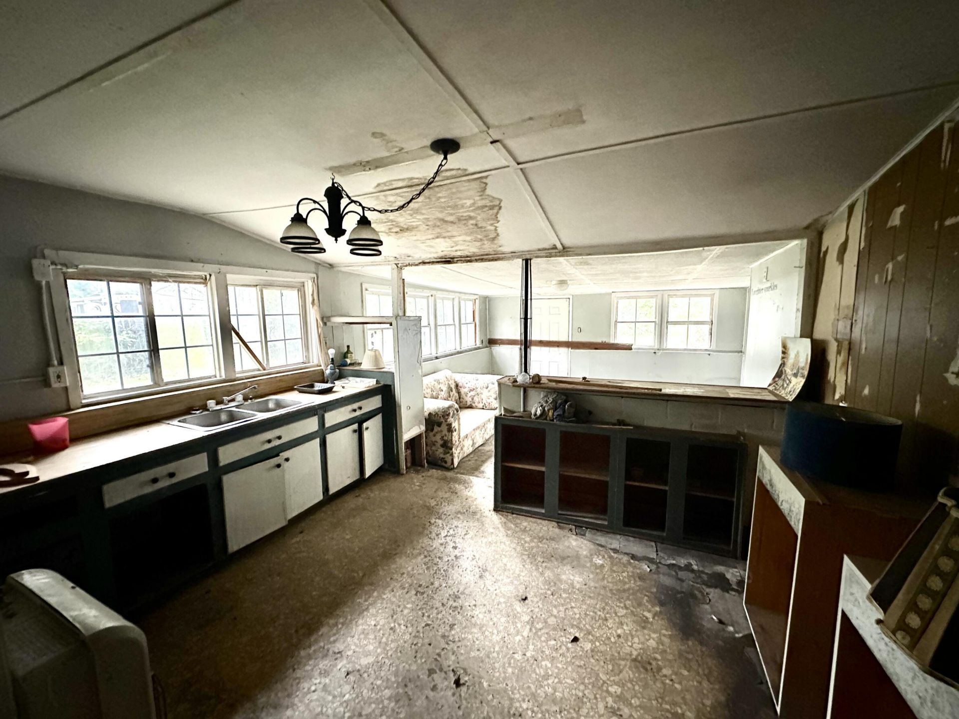 1420 N Highway 52 Drive Photo 8